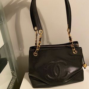 Chanel vintage caviar tote